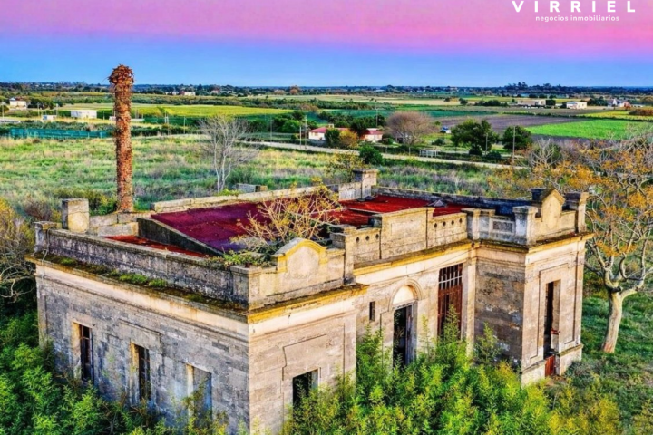 Imagen de Casco colonial para restaurar en Paso de la Arena
